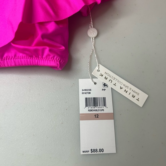 Trina Turk Fan Faire Off The Shoulder Ruffle Bandeau Swim Top Pink Sz 8, 10, 12 - Picture 2 of 5